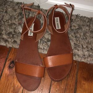 Steve Madden Dairr Sandals
